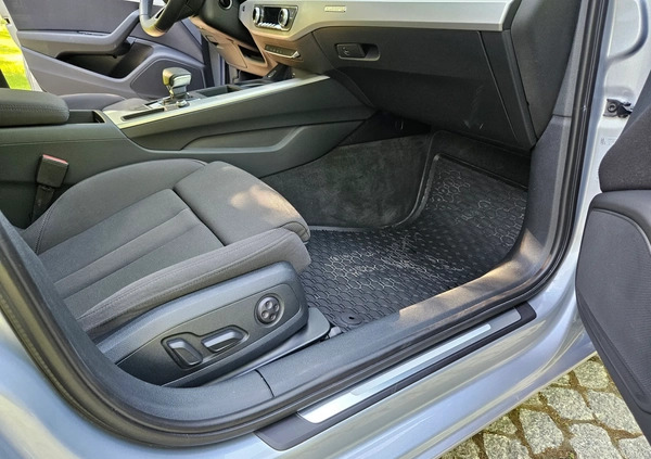 Audi A4 cena 128900 przebieg: 49000, rok produkcji 2020 z Błonie małe 407